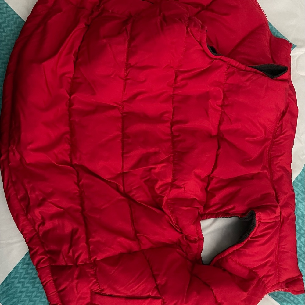 2 kids puffy vest like new